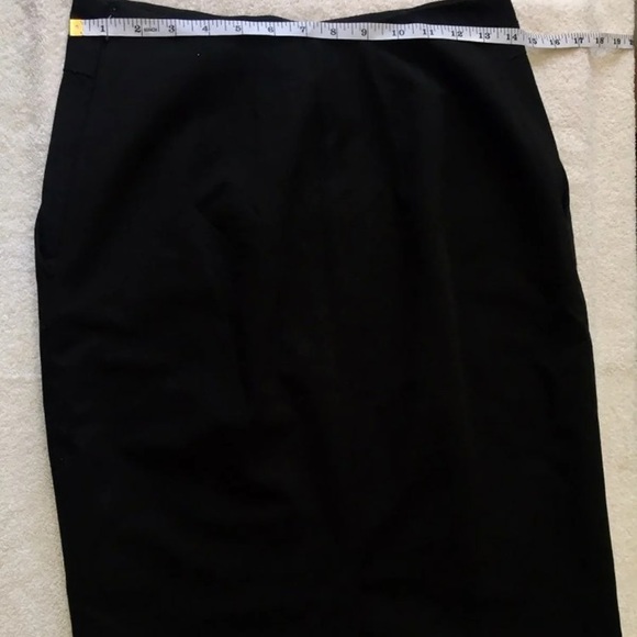 Women’s Skirt -you can resell them or keep! - Picture 11 of 11